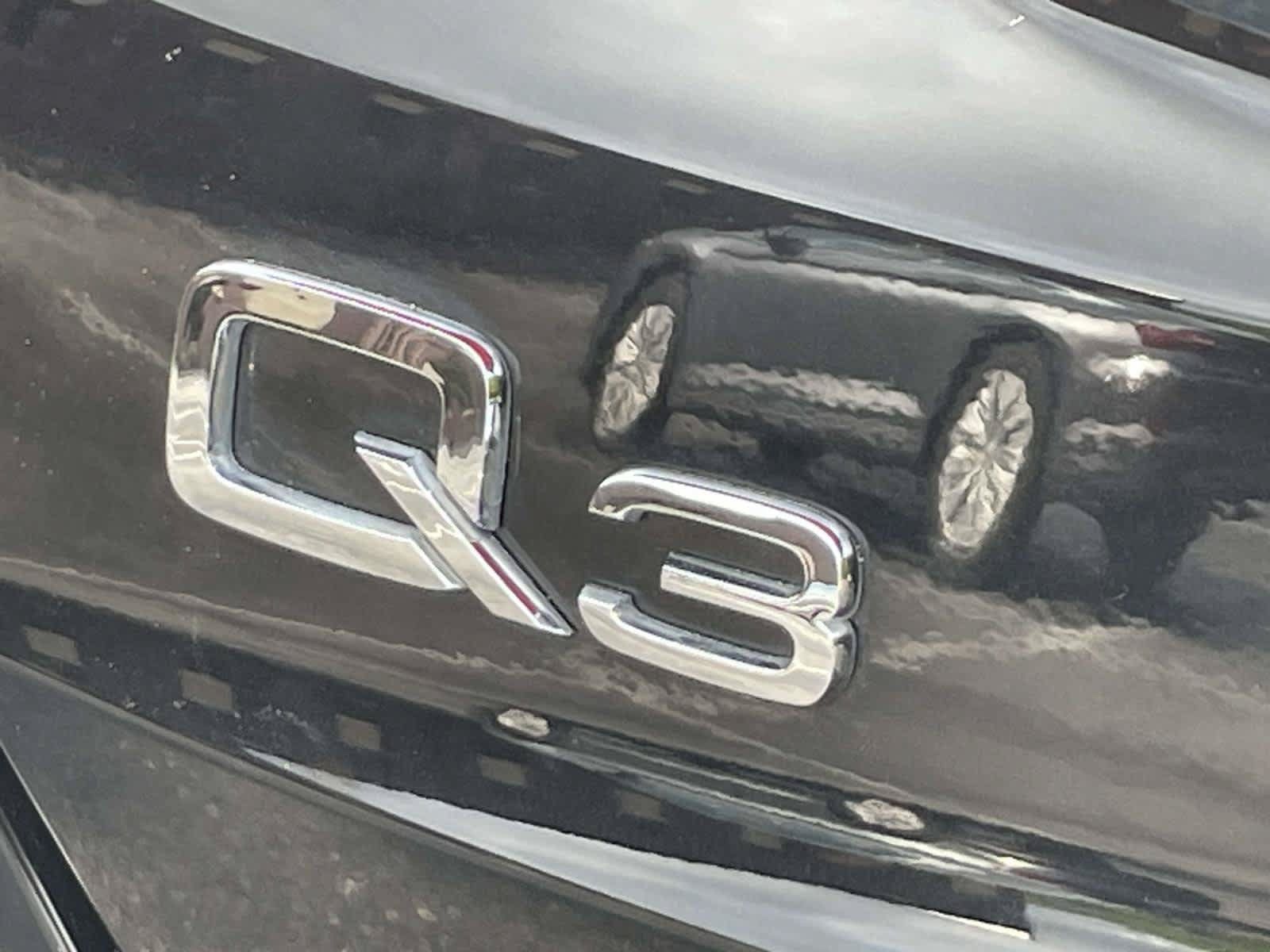 Used 2019 Audi Q3 2.0T Premium AWD/4WD image 15
