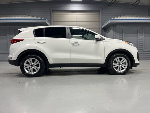 Used 2019 Kia Sportage LX FWD image 8