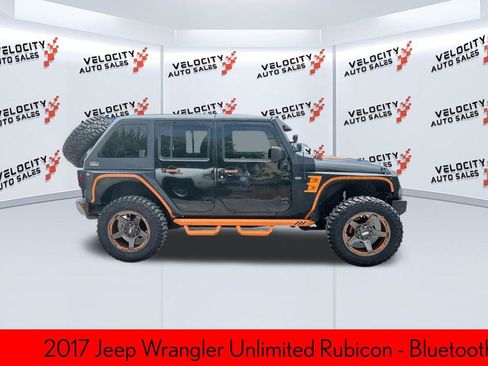 Used 2017 Jeep Wrangler Unlimited Rubicon w/ Connectivity Group AWD/4WD image 2