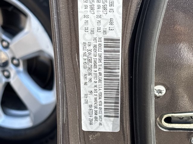 Used 2018 Jeep Compass Latitude w/ Popular Equipment Group FWD image 32