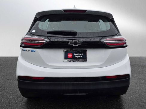 Used 2023 Chevrolet Bolt LT image 4