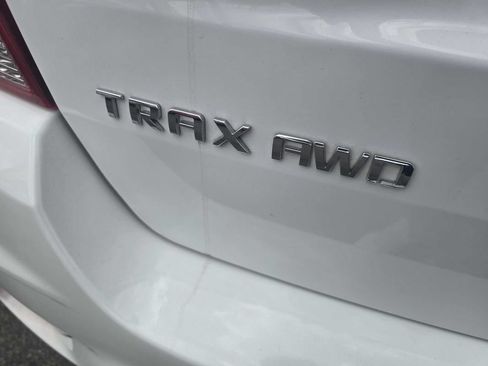 Used 2019 Chevrolet Trax LS w/ Tint and Cruise Package AWD/4WD image 21