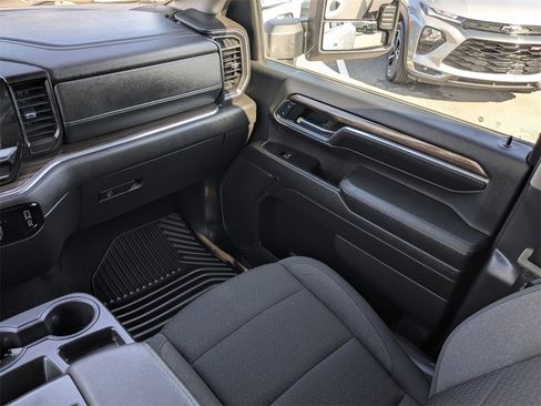 Certified 2024 Chevrolet Silverado 3500 LT image 20