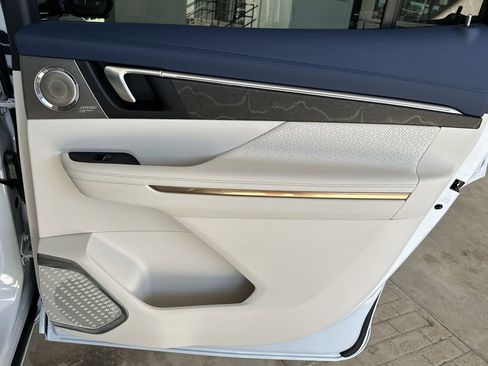 New 2026 Buick Enclave Avenir w/ Super Cruise Package image 34