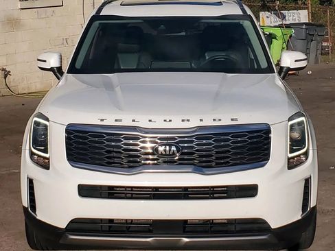 Used 2020 Kia Telluride S w/ S 8 Passenger Seating Package image 5