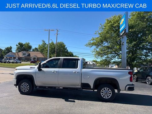 Used 2023 Chevrolet Silverado 2500 LT w/ All Star Edition AWD/4WD image 6