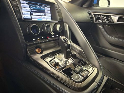 Used 2017 Jaguar F-TYPE S British Design Edition RWD image 20