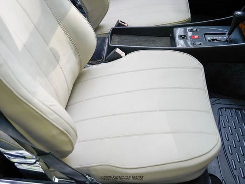 Used 1986 Mercedes-Benz 560 SL image 33