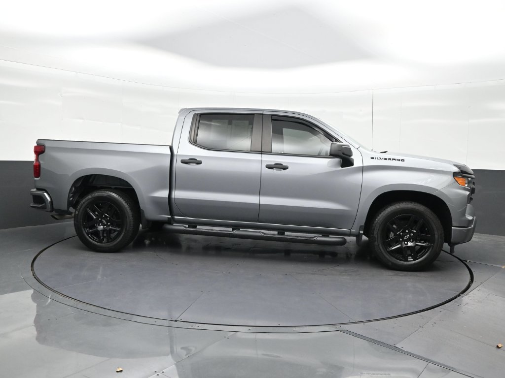 Used 2024 Chevrolet Silverado 1500 Custom w/ Turbomax Blackout Package RWD image 7