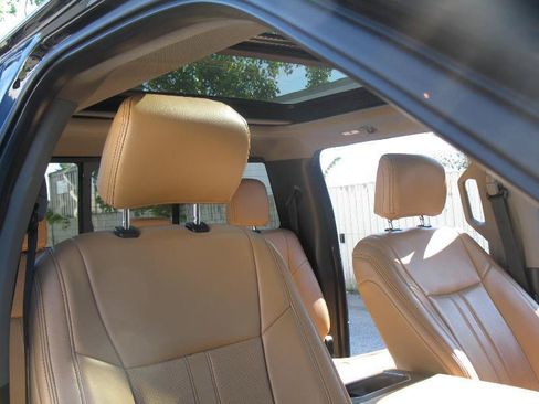 Used 2019 Ford F150 Lariat AWD/4WD image 23
