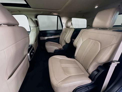 Certified 2022 Ford Expedition Limited image 14