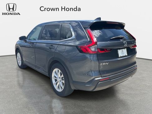 Used 2023 Honda CR-V EX image 3