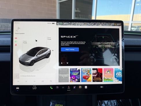 Used 2024 Tesla Model 3 Long Range RWD image 28