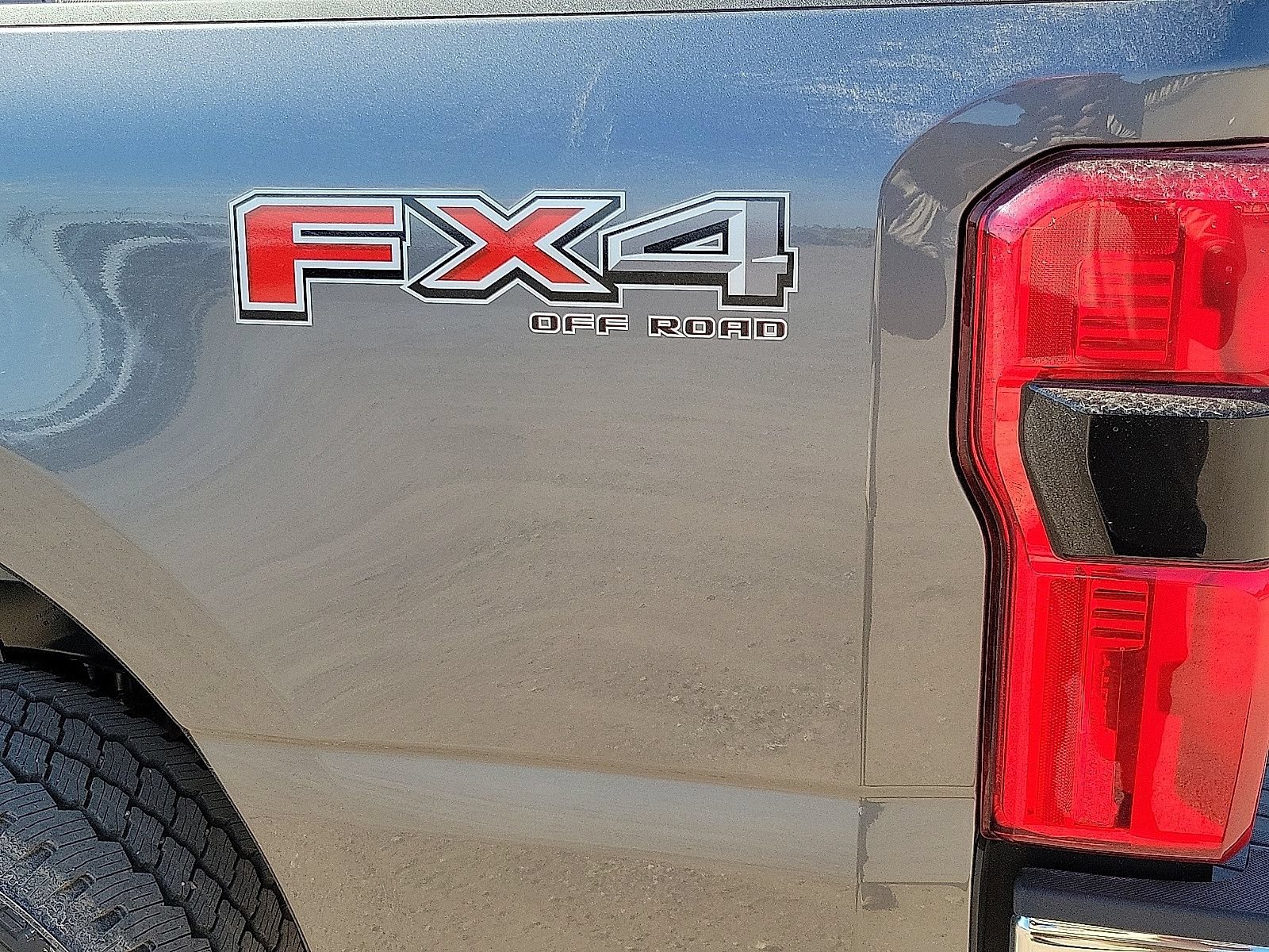 New 2026 Ford F250 Lariat w/ Chrome Package AWD/4WD image 5