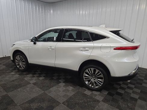 Used 2024 Toyota Venza Limited AWD/4WD image 4