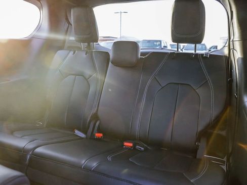 New 2026 Chrysler Pacifica Select w/ S Appearance Package image 20