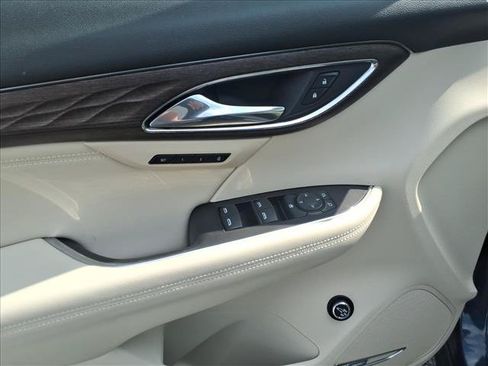 Used 2023 Buick Envision Avenir AWD/4WD image 15