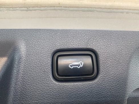 Used 2021 Hyundai Palisade SEL w/ Premium Package AWD/4WD image 8