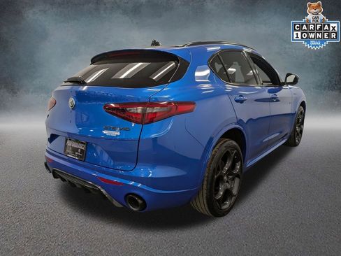 Used 2023 Alfa Romeo Stelvio Veloce AWD/4WD image 4