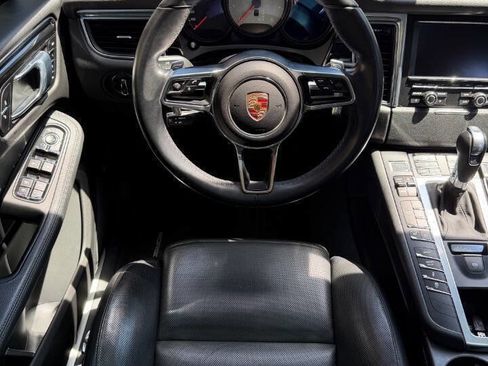 Used 2015 Porsche Macan S image 13