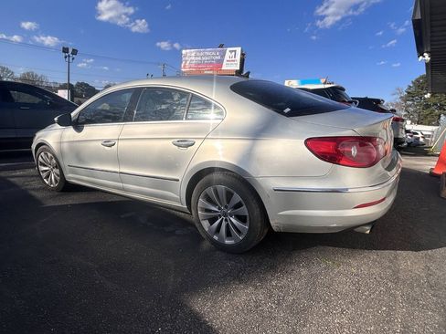Used 2011 Volkswagen CC Sport FWD image 5