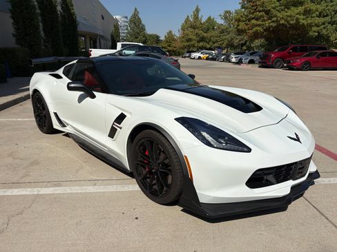 Used 2019 Chevrolet Corvette Grand Sport w/ Battery Protection Package RWD image 3