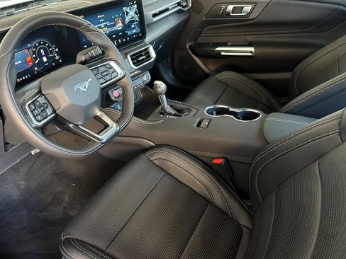 New 2025 Ford Mustang Premium image 9