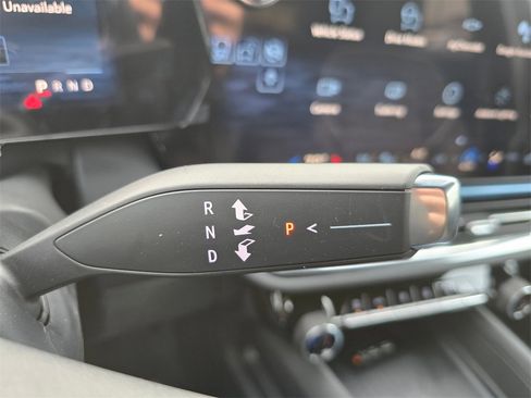 New 2026 Chevrolet Equinox EV LT image 31