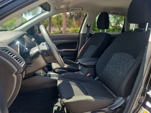 Used 2024 Mitsubishi Outlander Sport ES AWD/4WD image 18