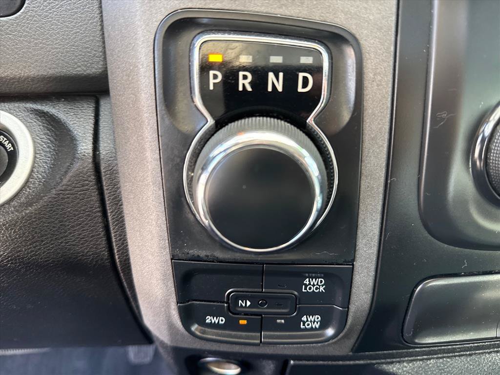 Used 2017 RAM 1500 Express AWD/4WD image 12