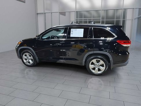 Used 2019 Toyota Highlander Limited AWD/4WD image 6