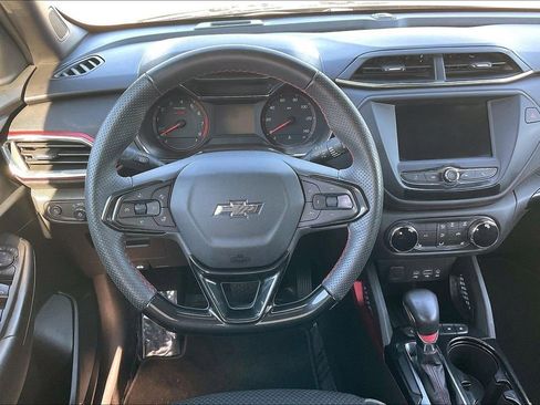Used 2023 Chevrolet TrailBlazer RS image 8