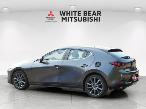 Used 2023 MAZDA MAZDA3 s FWD image 4