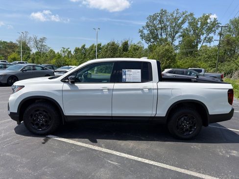 Used 2026 Honda Ridgeline Black Edition image 3