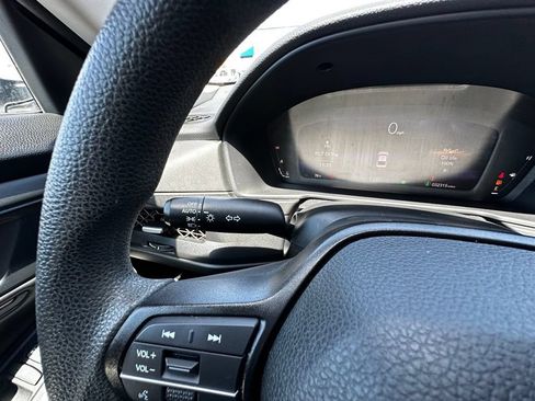 Used 2023 Honda Accord EX image 33