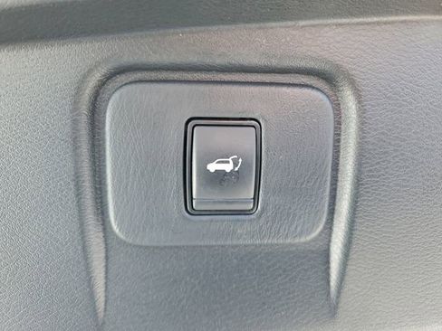 Certified 2021 Nissan Murano Platinum w/ Cargo Package image 11