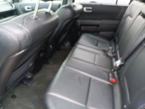 Used 2014 Honda Pilot Touring image 19