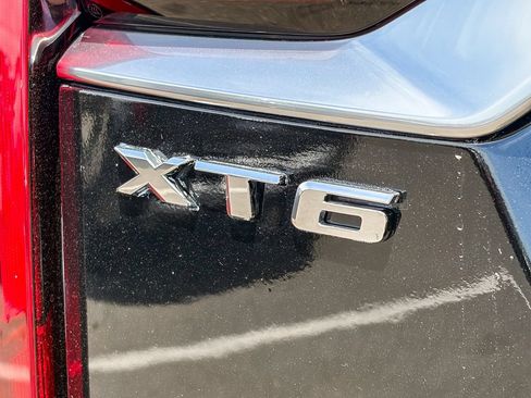 Certified 2023 Cadillac XT6 Luxury FWD image 4