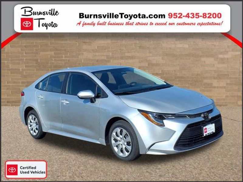 Certified 2024 Toyota Corolla LE image 1