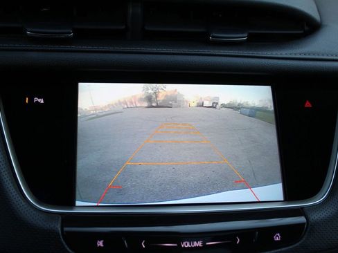 Used 2017 Cadillac XT5 Luxury w/ Driver Awareness Package image 30