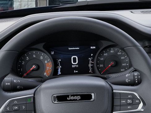 Used 2026 Jeep Compass Latitude AWD/4WD image 18