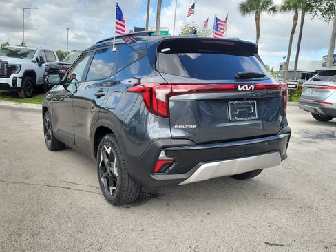 Used 2025 Kia Seltos S FWD image 7