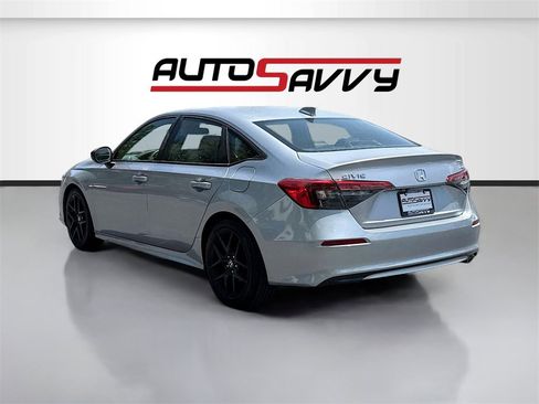 Used 2024 Honda Civic Sport image 5