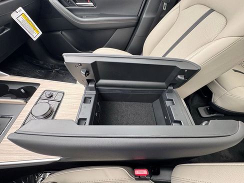New 2026 MAZDA CX-90 Plug-In Hybrid w/Premium Sport AWD/4WD image 23