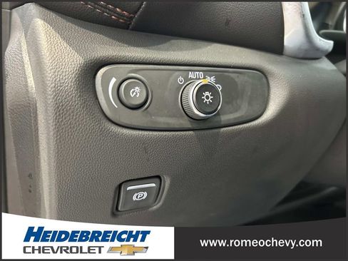 Certified 2022 Chevrolet Blazer Premier w/ LPO, Floor Liner Package image 27