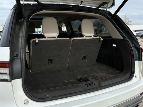Used 2021 Lincoln Aviator Reserve w/ Elements Package Plus image 34