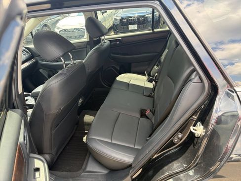 Used 2019 Subaru Outback 2.5i Limited AWD/4WD image 34