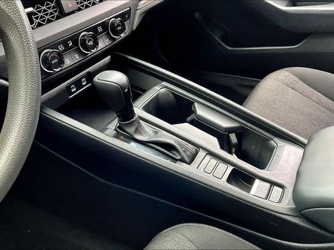 Used 2023 Honda Accord EX image 18