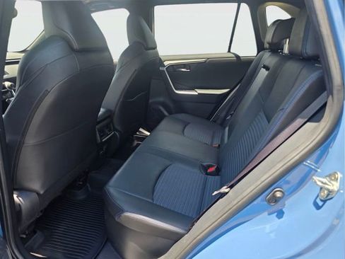 Used 2023 Toyota RAV4 XSE AWD/4WD image 12