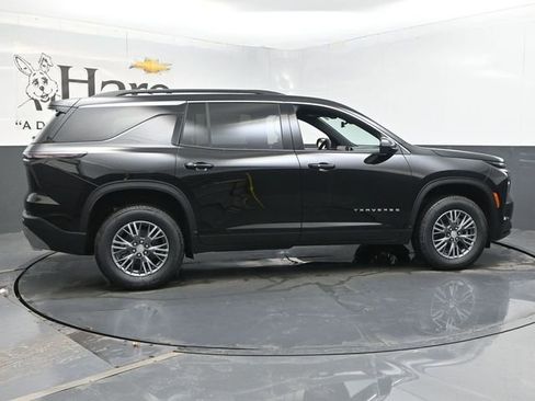 New 2026 Chevrolet Traverse LT w/ Driver Confidence Package image 16